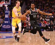 开云首页APP-包含替补球员意外表现，帮助球队取得胜利的词条